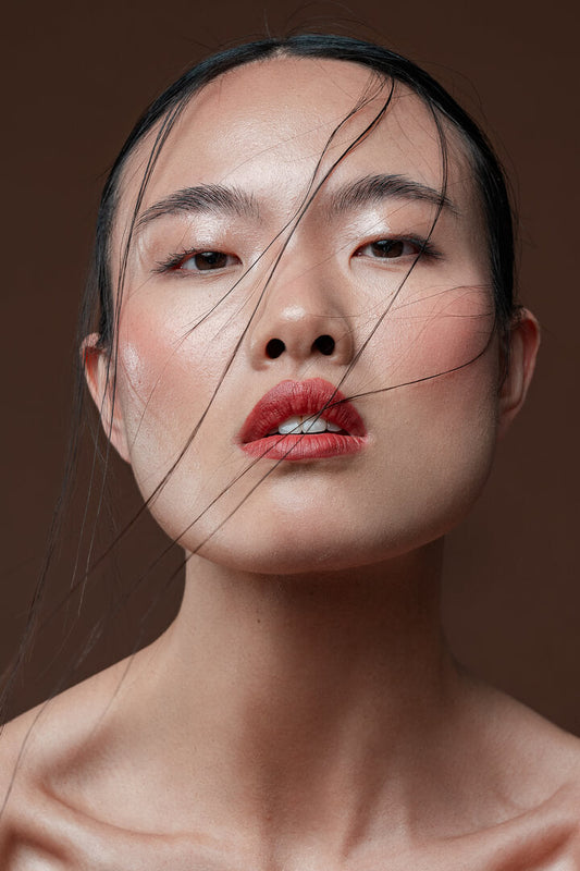 Come adattare la skincare in base alle stagioni